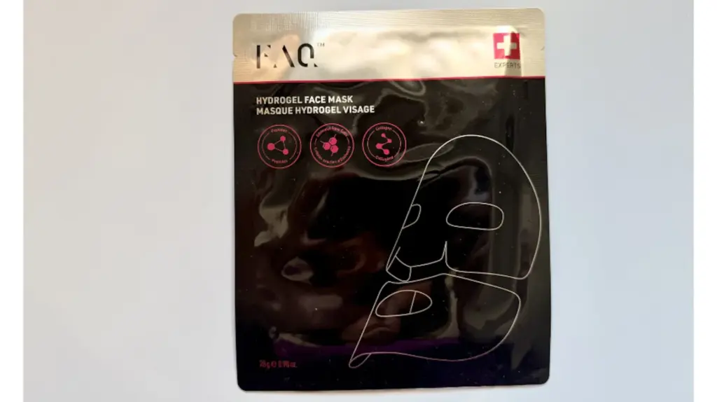 This facial mask is the best I have tried.