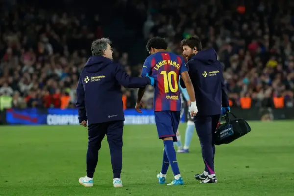 Hansi Flick on Lamine Yamal's injury: “He felt something. In fact, he wouldn't leave without a reason.”
