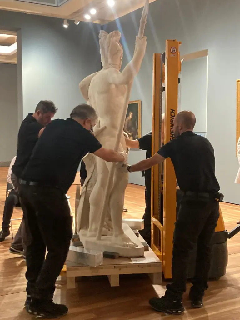 From nail to nail: nothing is left to chance when a masterpiece is moved