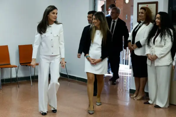 Queen Letizia advocates for the place of Roma women in the public space