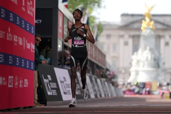 Yomif Kejelcha, the athlete who made history and whom no one will remember