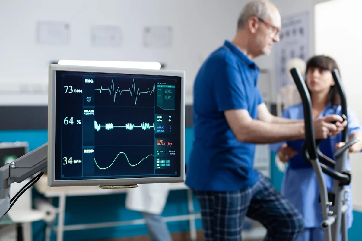 Surviving a heart attack in the best conditions