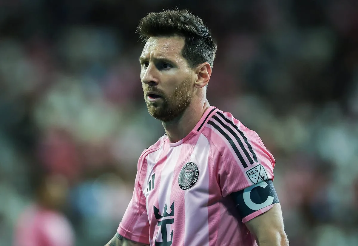 Leo Messi buys UE Cornellà