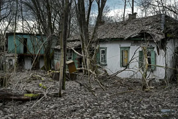“People live here”: neither the nuclear catastrophe nor the Russian invasion have managed to finish off Chernobyl