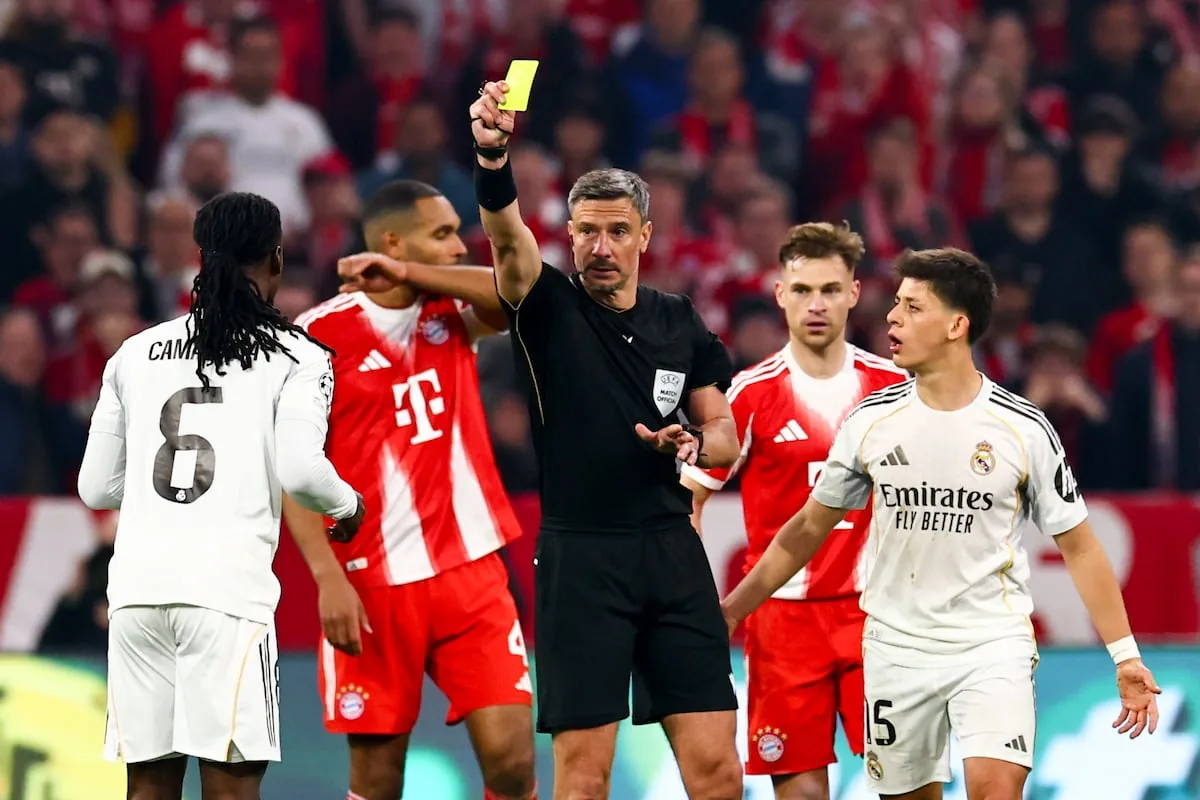 Arbeloa blames the referee after the elimination against Bayern: “Camavinga’s sending off is inexplicable”