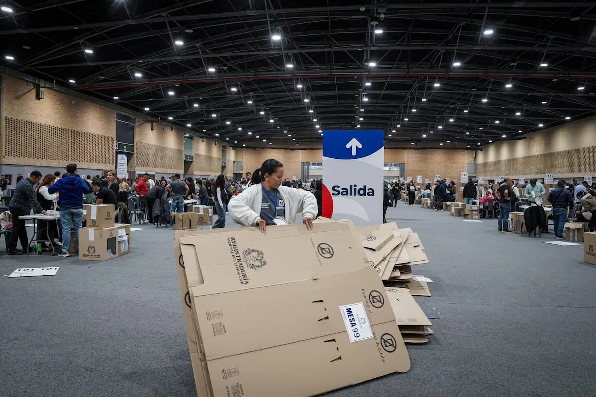 The road to the Colombian presidential elections 2026, live | Printing of ballots for the first presidential round begins