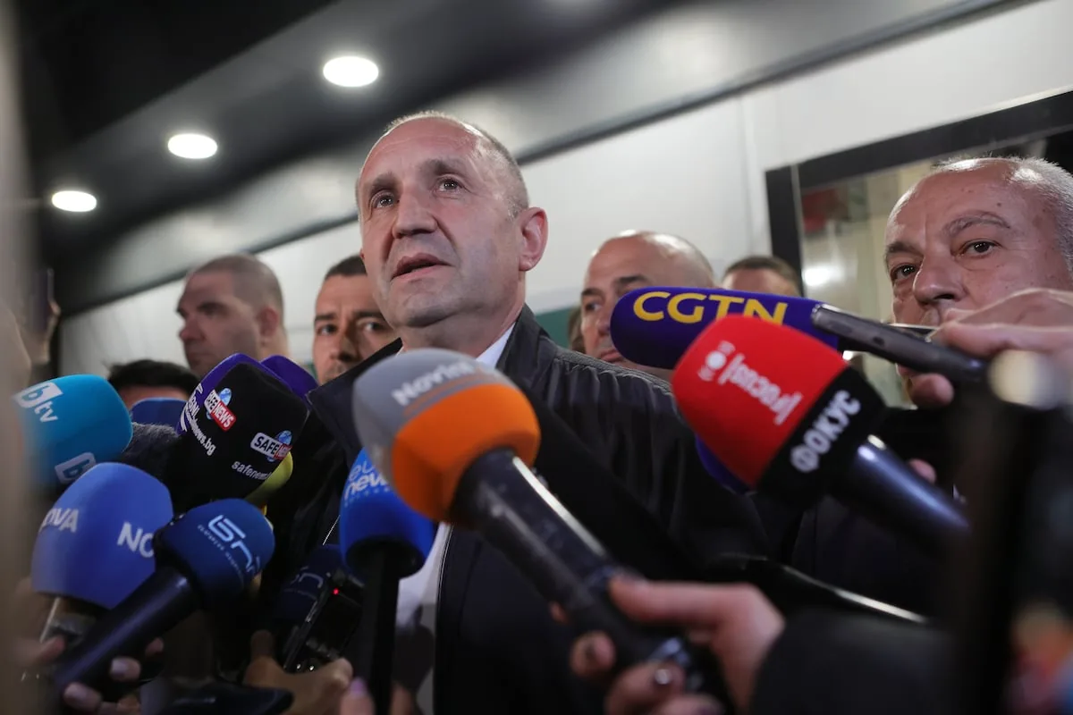 The pro-Russian and Euroskeptic Rumen Radev wins with an absolute majority in the Bulgarian elections