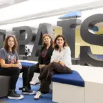 A report by EL PAÍS on where the clothes from containers go wins the VI Vicente Verdú Award for Journalism and Innovation
