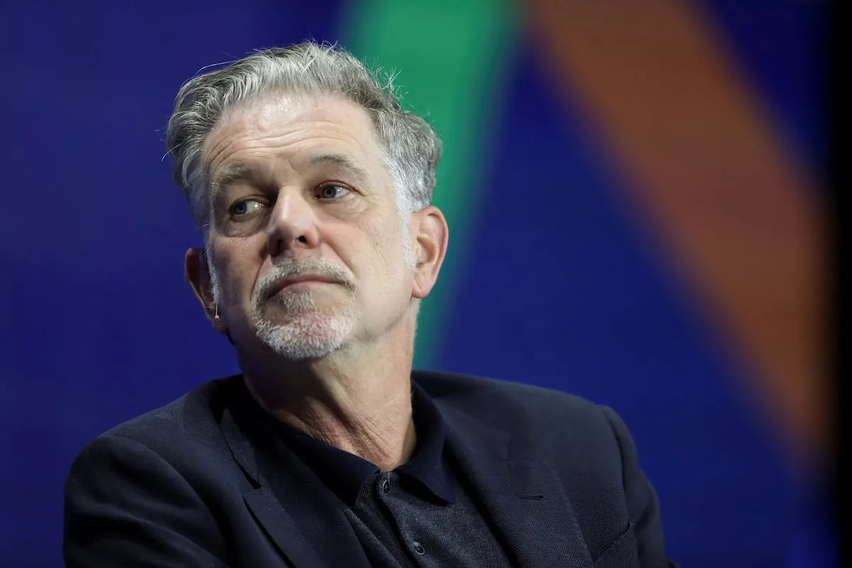 The founder and chairman of Netflix, Reed Hastings, announces his departure from the company in June