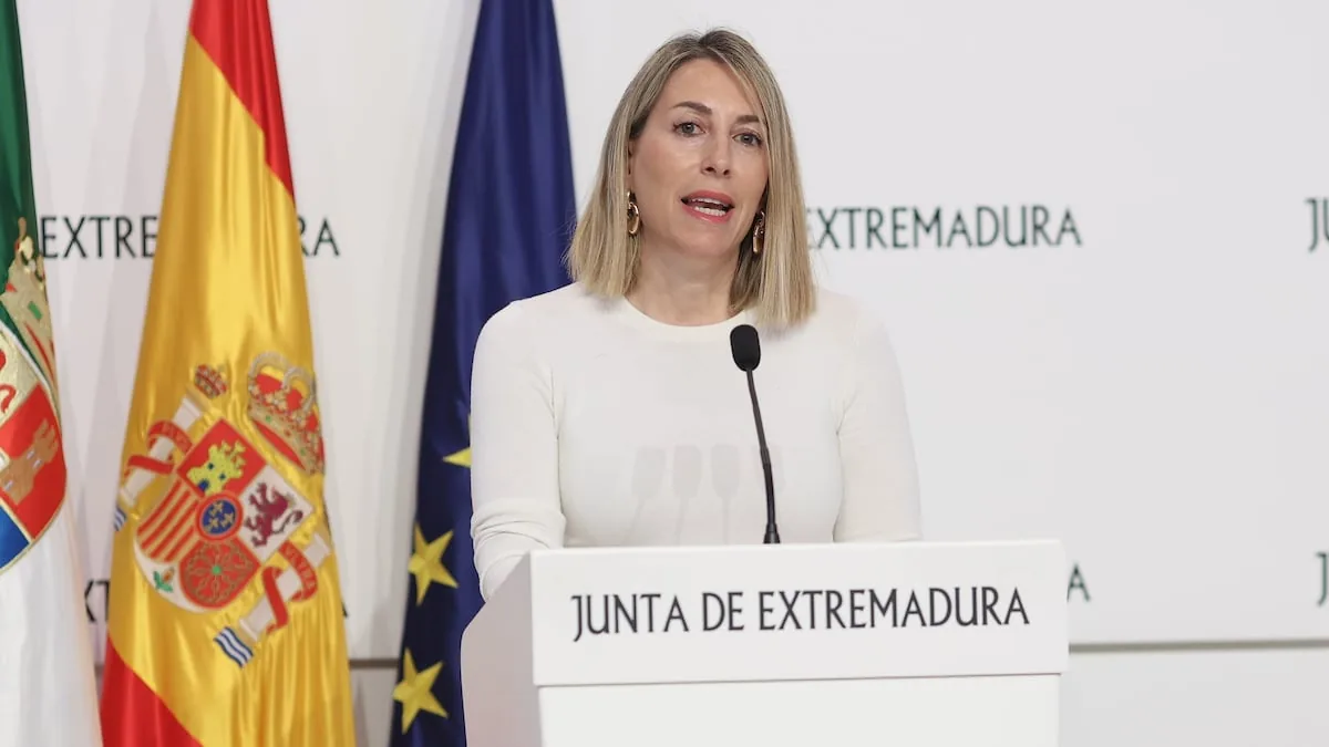 Follow live María Guardiola's speech