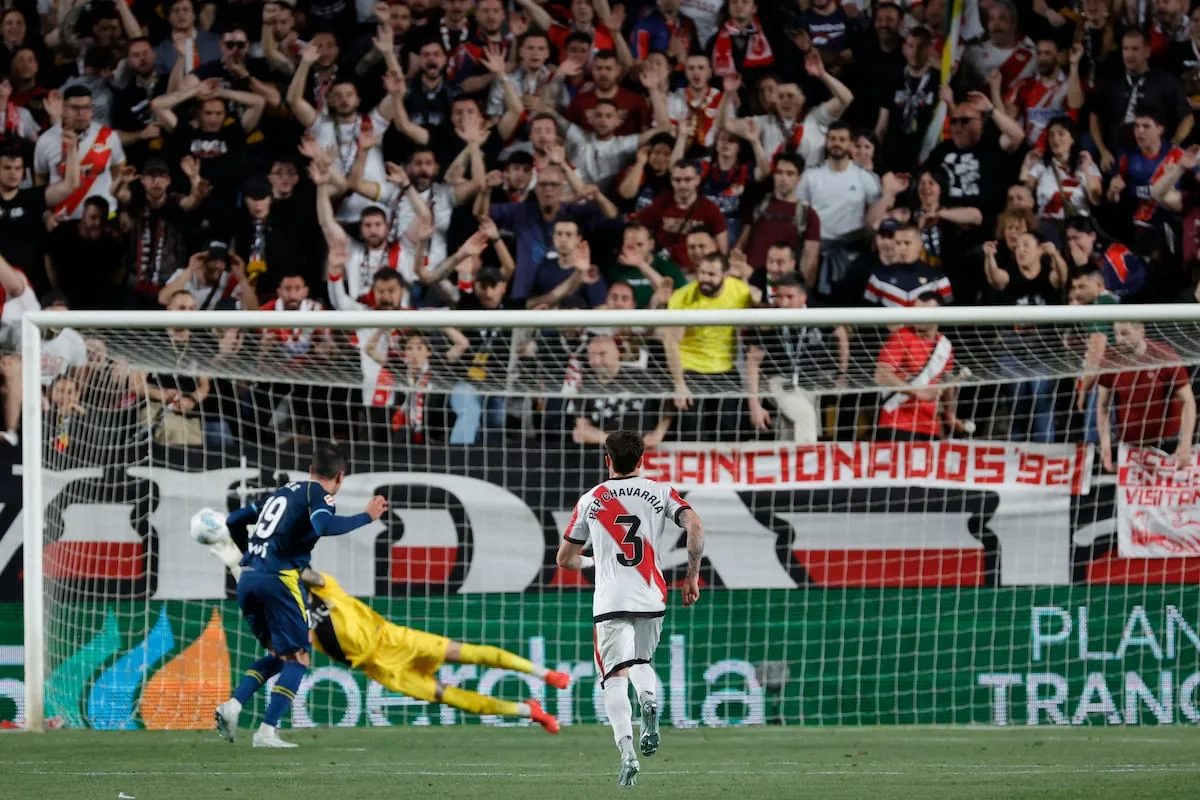 Camello unleashes madness in Vallecas and Espanyol is still winless in 2026