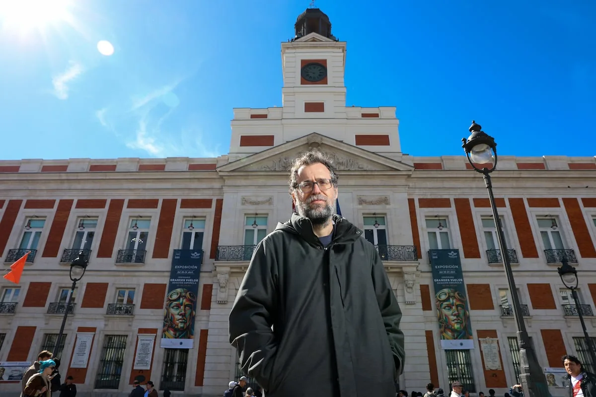David Fernández, author of an unauthorized biography of Ayuso: “She has learned as she has governed and ended up killing her creators”