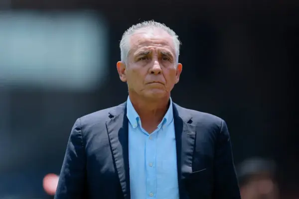 The Mexican Football Federation sanctions the head coach of Mazatlán for his sexist comments about referee Katia Itzel García