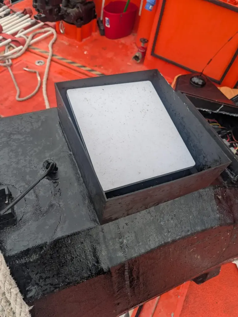 Found an underwater drone shaped like a car that the drug trafficker used in the Strait