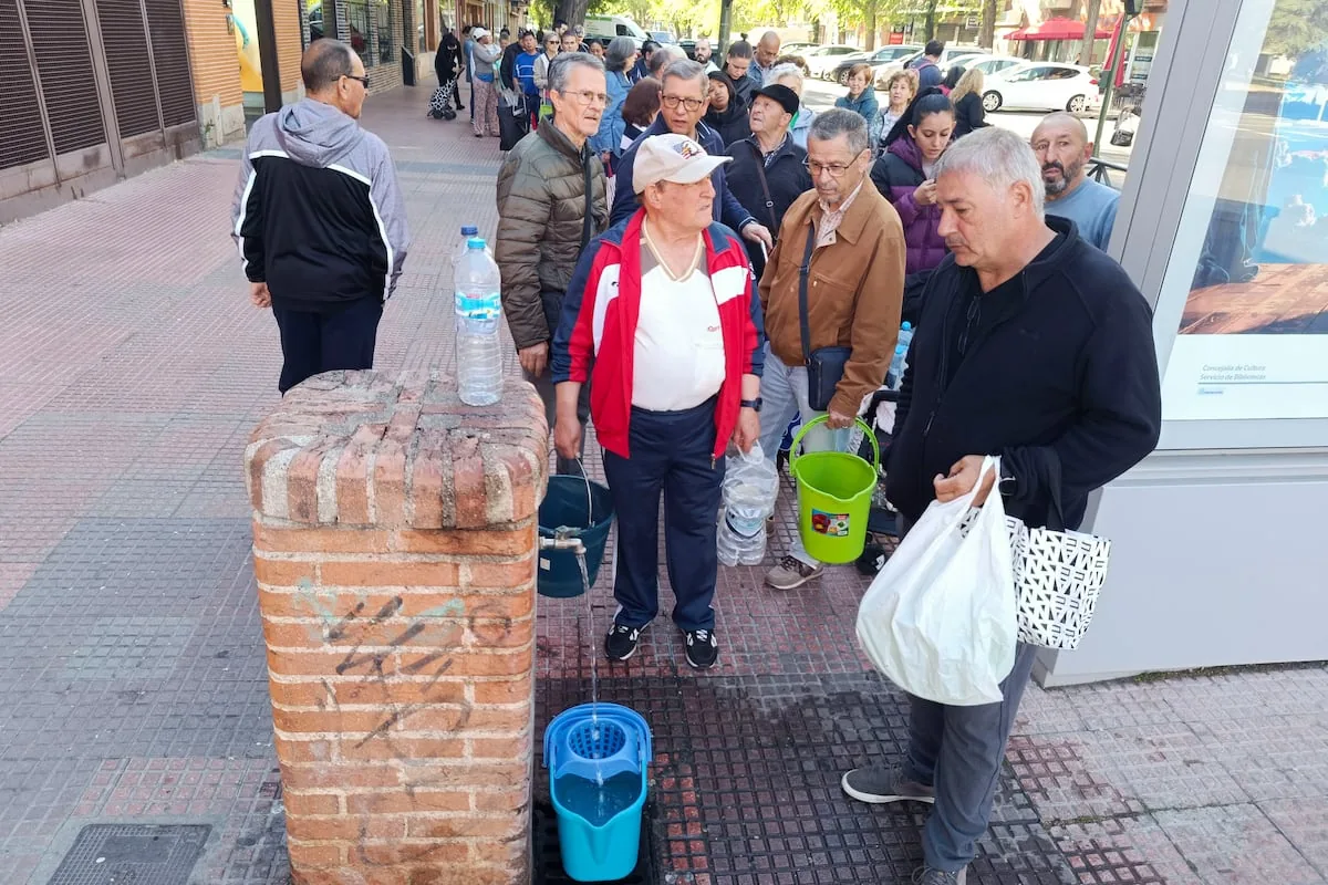 Water and calm slowly return to Alcalá de Henares after a cut of more than 24 hours