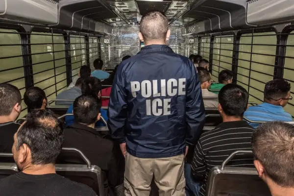 More detentions and less oversight: a report warns of the increase in deaths in ICE migrant centers