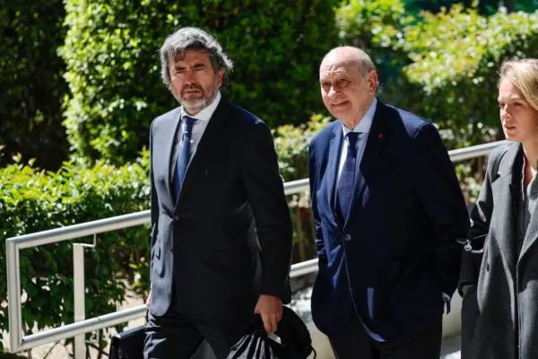 Fernández Díaz's defense attacks the phone messages that implicate him in Kitchen