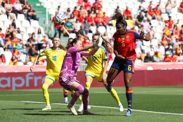 Spain recovers from the defeat at Wembley with a restorative thrashing against Ukraine