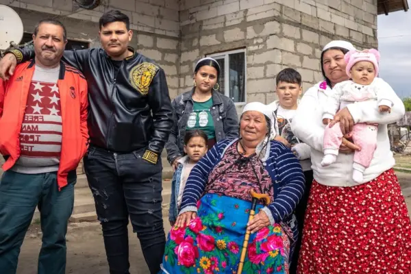 Six centuries of resistance of the Roma people in Europe: from Romania to the Tres Mil Viviendas neighborhood in Seville