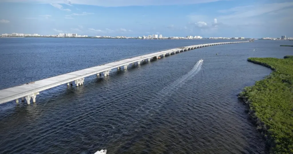 Nichupté Bridge: progress, cost overrun, and environmental impact of what will be the second longest in Latin America