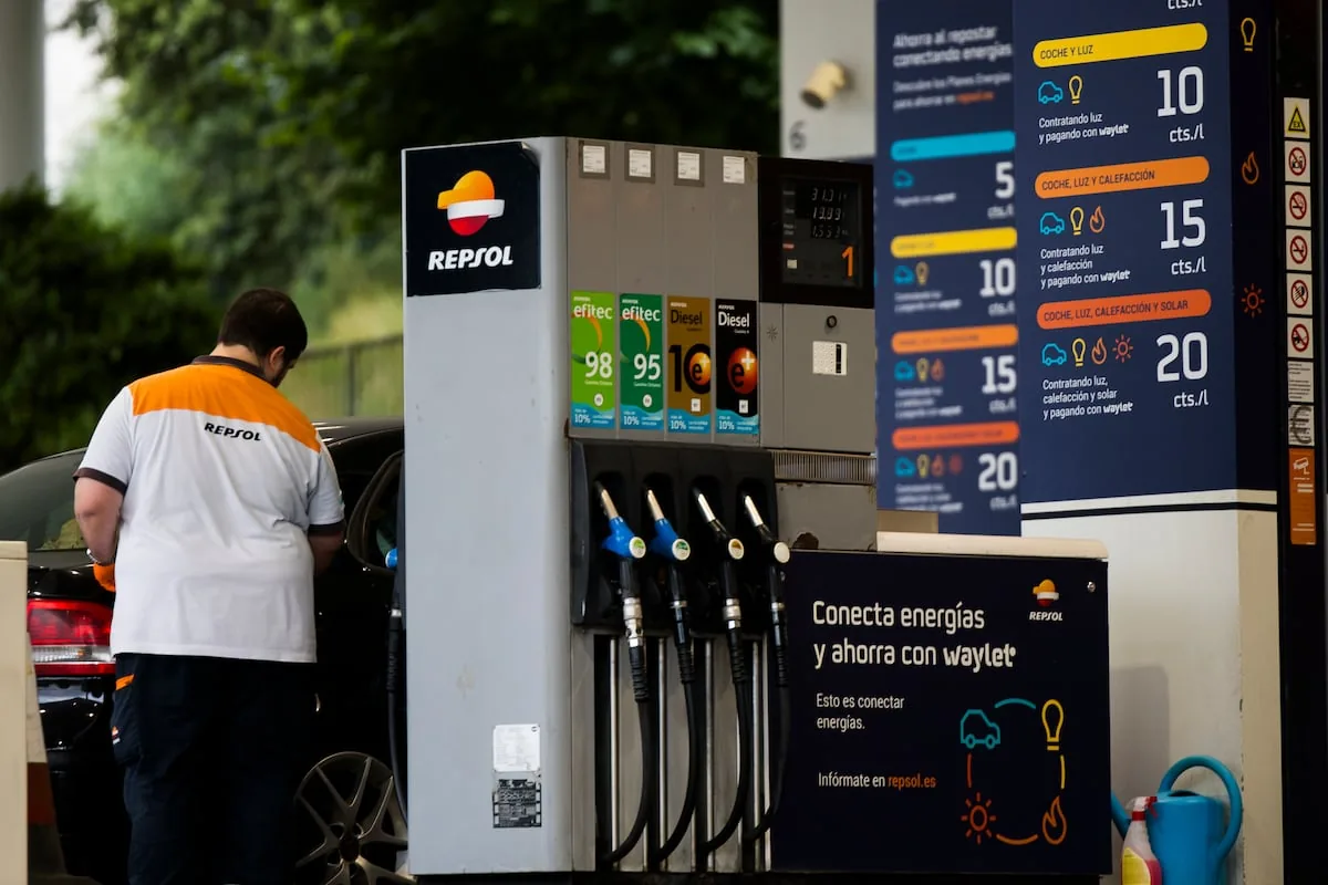 Inflation moderates to 3.2% in April due to cheaper electricity