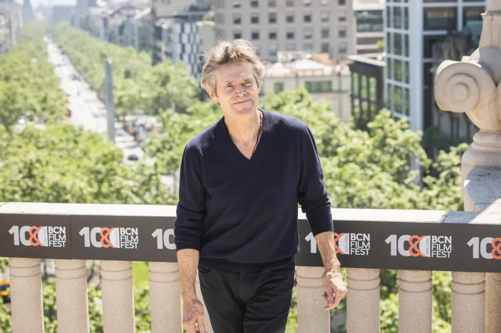 Willem Dafoe: “I live near Rome, on an alpaca farm, it is the best place to see the river of life”