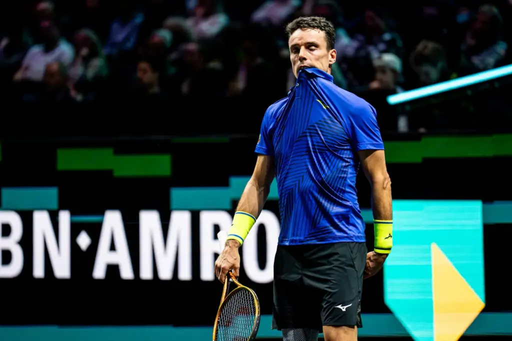 Roberto Bautista retires, the fighter who moved tennis and was respected by all