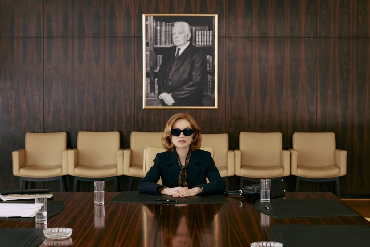 Why did the richest woman in the world give gifts of 1 billion euros to a ‘friend’? The story of the L’Oréal heiress comes to the cinema