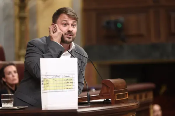 The PP proposes to lower the income from 1,800 to 900 euros to declare a family vulnerable