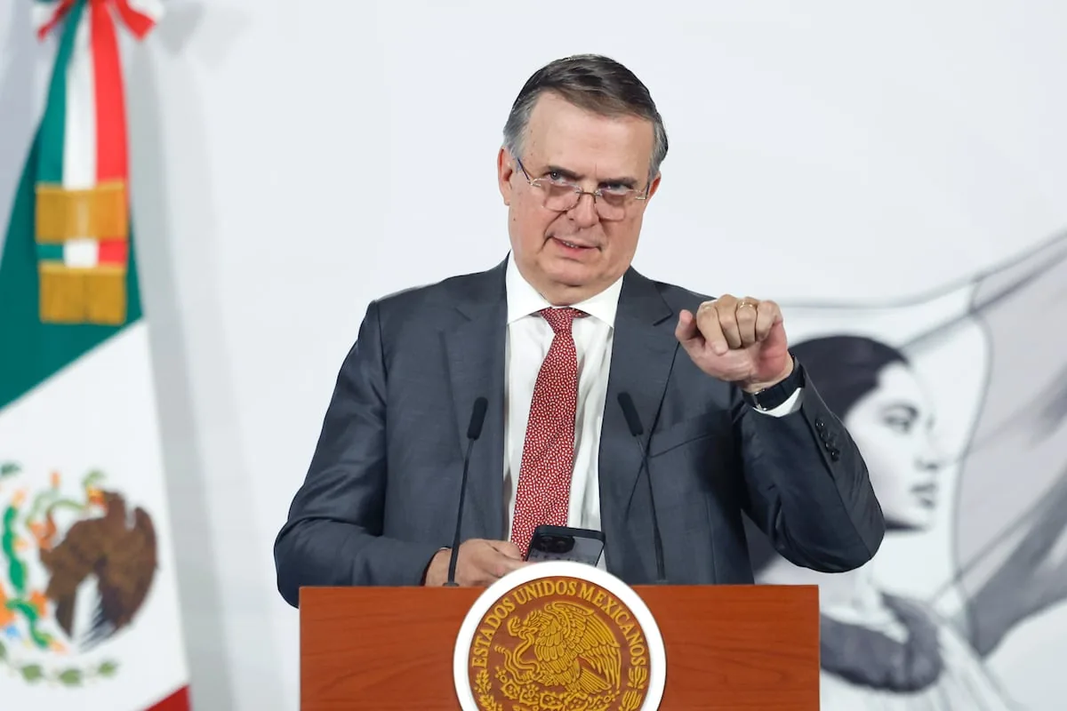 Marcelo Ebrard: his hedonic adaptation