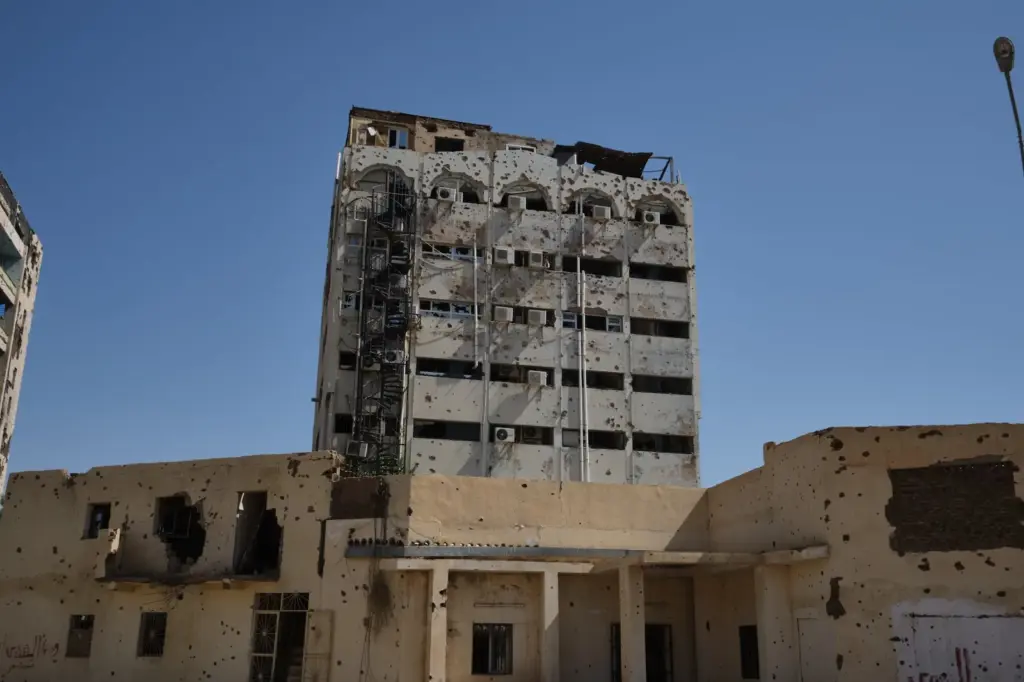 The painful return to Khartoum, the Sudanese capital ravaged after three years of conflict: “War takes everything you never thought you’d lose”