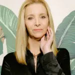 Lisa Kudrow: “When I look in the mirror I say, okay, well, I've gotten older. Sorry for not having died”