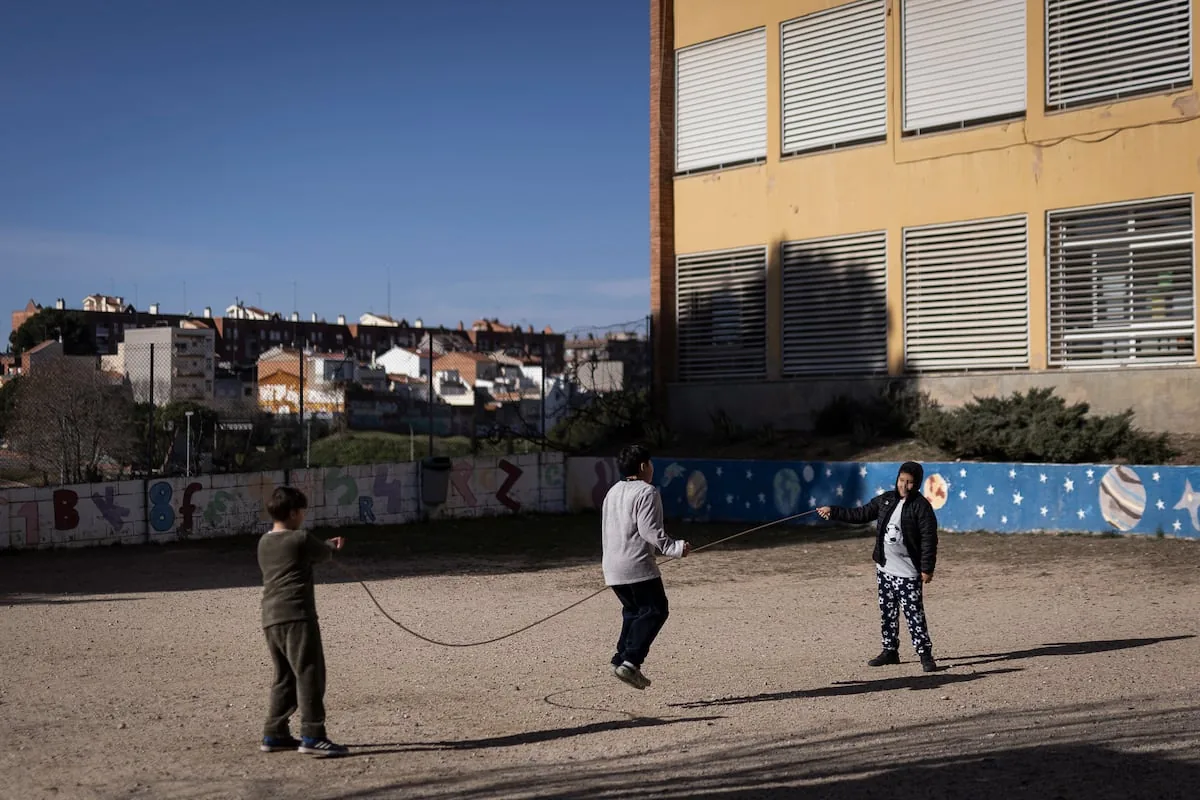 Almost 800 Catalan educational centers mobilize to suspend outings and camps next school year