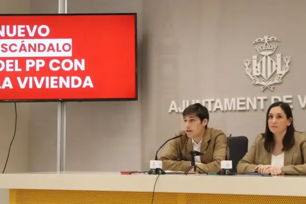 Socialists denounce a planning change in a VPP development in Valencia to add a swimming pool and common areas