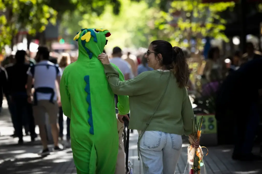 Sant Jordi y el libro se profesan amor eterno