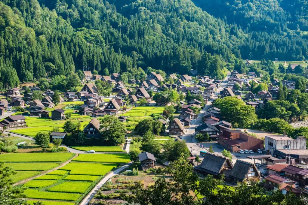 El histórico pueblo tradicional de Shirakawa-go, en Japón.