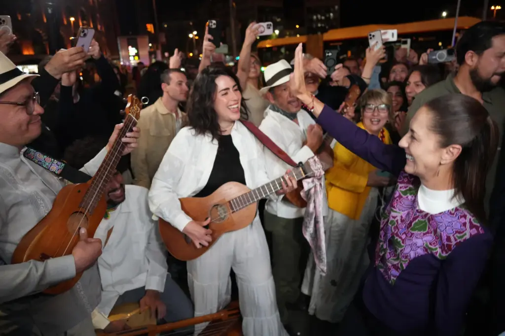 Claudia Sheinbaum arrives in Barcelona on her first visit to Europe as President of Mexico