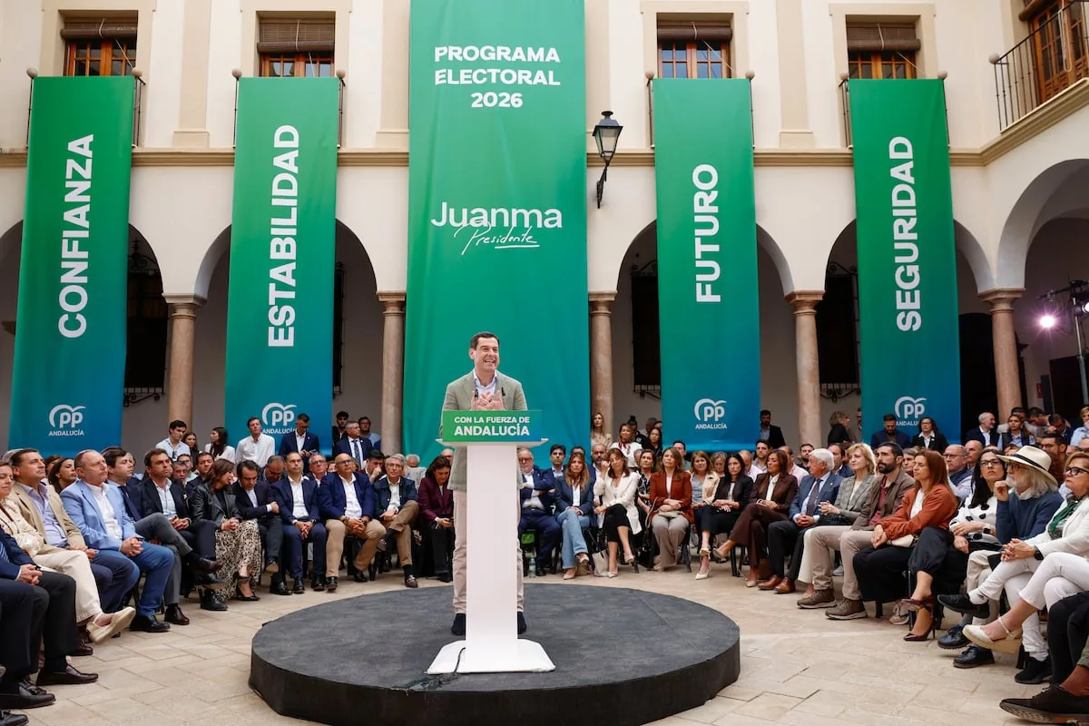 Moreno avoids detailing his healthcare program and demands Sánchez end the doctors' strike