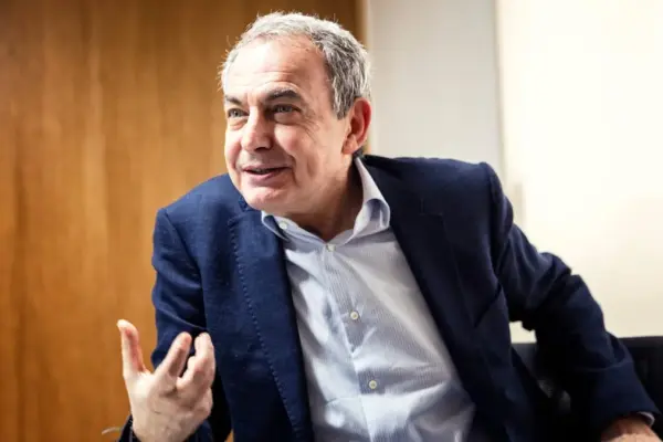Timeline towards the rescue of Plus Ultra: the judge details all the dates on which the alleged plot sought Zapatero