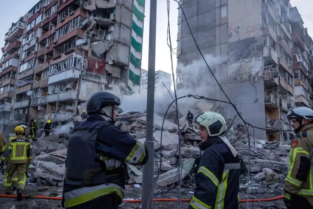 The latest Russian bombing on Kiev causes 24 deaths, including three girls