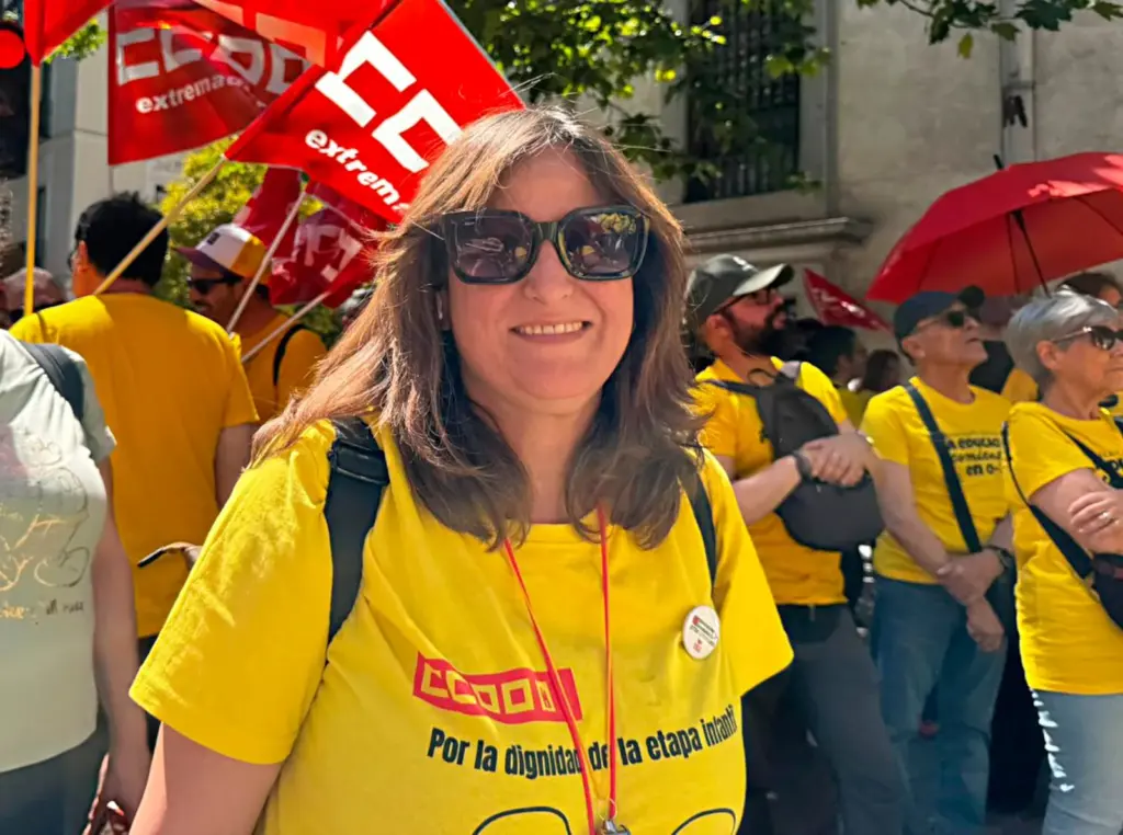 Early childhood educators take to the streets of Madrid for their labor dignity: "They talk a lot about mental health and have us overwhelmed"