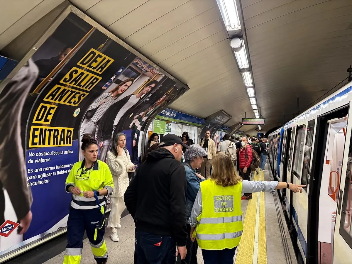 The incident in the metro sparks criticism from the opposition in the Community of Madrid: “It is the most serious suffered by the subway”