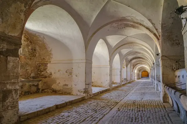 Abandonment as an inspiration for architecture