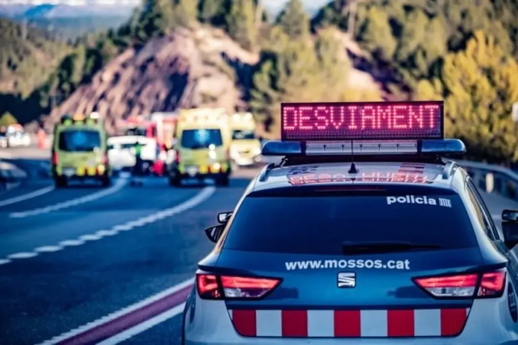 A minor dies as a result of a multiple traffic accident in Mataró