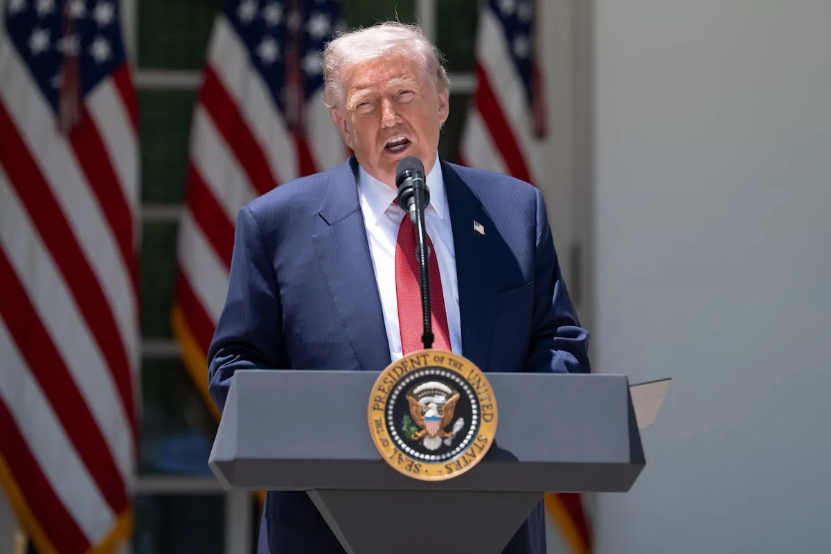 Trump announces a three-day ceasefire between Russia and Ukraine