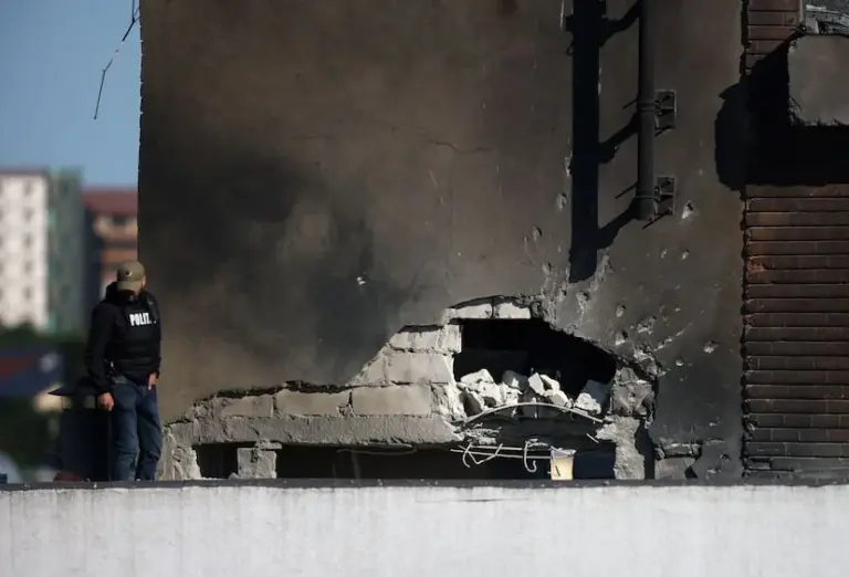 Two injured as a Russian drone hits a residential building in Romania