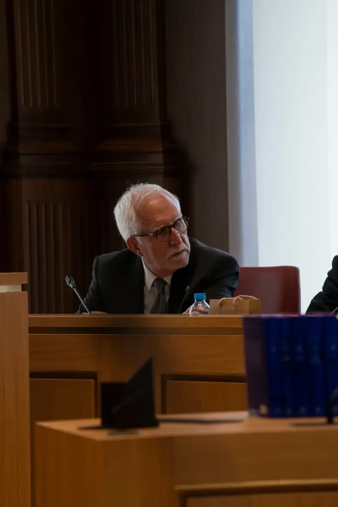 Luis Mateo Díez on Sergio Ramírez, at the RAE plenary: “He maintains the temper of his radical testimony against the dictatorship that exiled him”