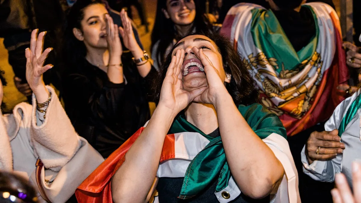 Iran seizes assets of Iranians accused of "aligning with the enemy"
