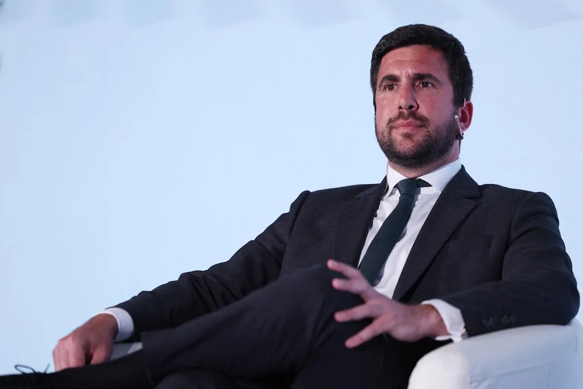 Enrique Riquelme notifica al Real Madrid su intención de competir con Florentino Pérez en las elecciones