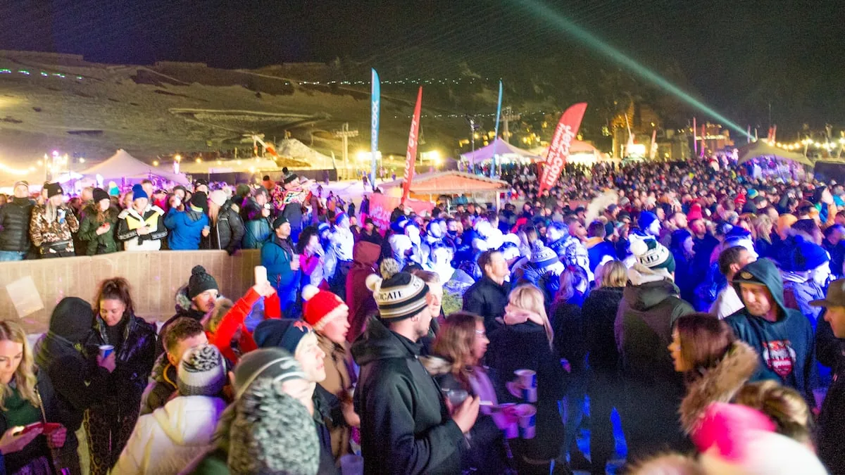 Thousands of people attend a rave on a “very dangerous” French military site